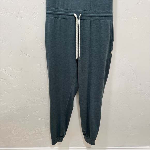 Vuori Lux At Ease Jumpsuit Sleeveless Heather Green Teal Gray Women's Large - Picture 5 of 16